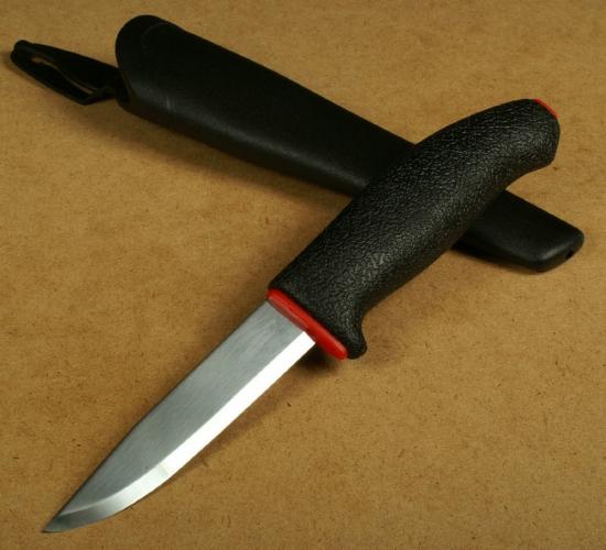 Нож Morakniv 711, углеродистая сталь, цвет черный/красный, 11481
