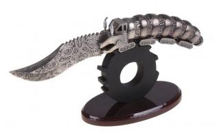 сувенирное изделие кинжал на горизонт. подставке рукоять ввиде гусеницы 31см металл, дерево 543294 сувенирное изделие кинжал на горизонт. подставке рукоять ввиде гусеницы 31см металл, дерево 543294